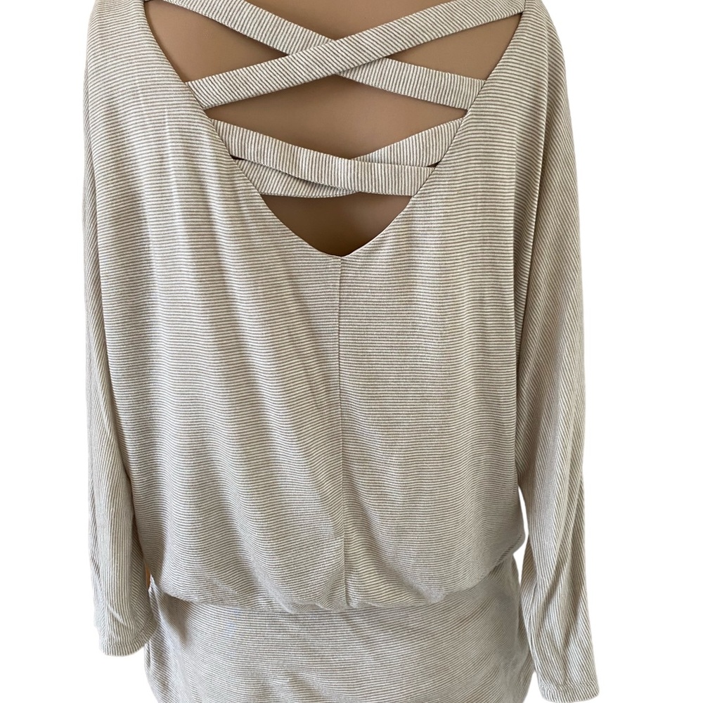 3/$29 WHBM Vintage Women’s Coquette Girl Romantic Open Cross Back Top Size S